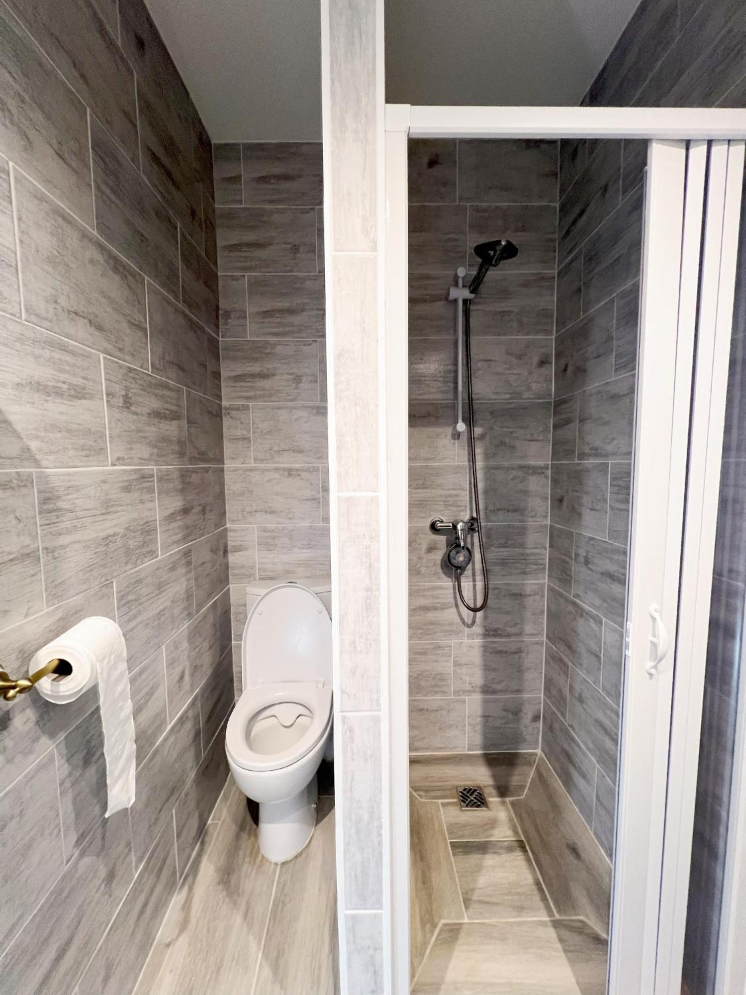 Bed and Breakfast Cap'Tain Cook Caurel  Esterno foto
